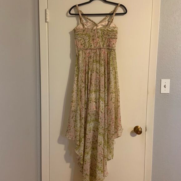 Opulence Dress - Picture 3 of 7